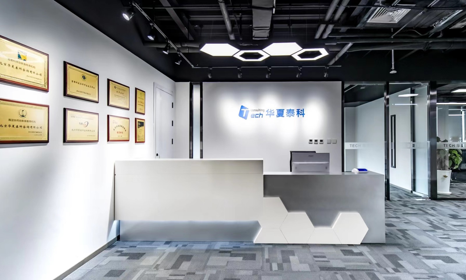 6088b69bf32a5.jpg mmexport1617965346986.jpg